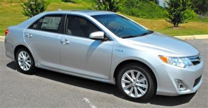 2012 TOYOTA CAMRY HYBRID XLE - SILVER ON GRAY 2