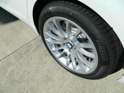 2013 BMW 750 LI - WHITE ON GREY 4