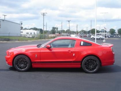 2013 FORD MUSTANG SHELBY GT500 - RED ON BLACK 3