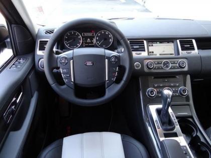 2013 LAND ROVER RANGE ROVER SPORT SUPERCHARGED - WHITE ON BLACK 4