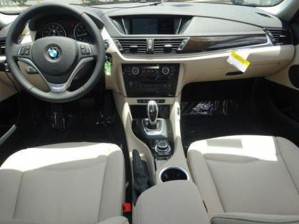 2015 BMW X1 SDRIVE 28I - BLACK ON GRAY 7