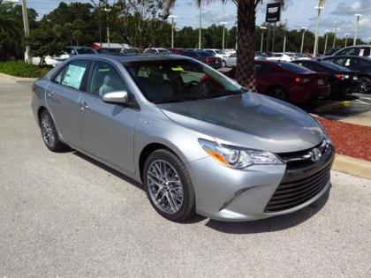 2015 TOYOTA CAMRY HYBRID XLE - SILVER ON GRAY 1