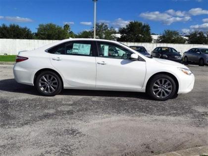 2015 TOYOTA CAMRY XLE - WHITE ON GRAY 2