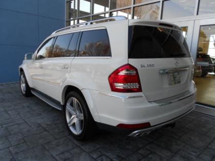 2012 MERCEDES BENZ GL550 4MATIC - WHITE ON CASHMERE