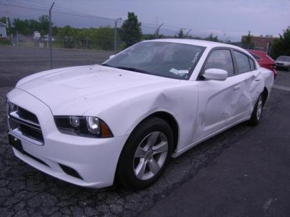 2013 DODGE CHARGER SXT - WHITE ON BEIGE 2