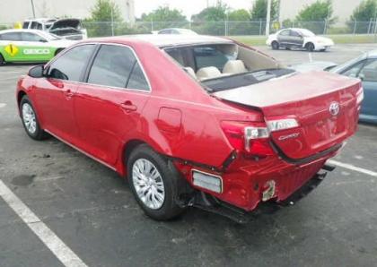 2012 TOYOTA CAMRY LE - RED ON BEIGE 3