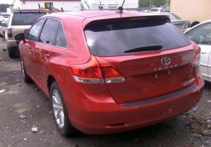 2012 TOYOTA VENZA LE - RED ON GRAY 3