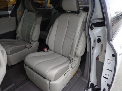 2012 TOYOTA SIENNA LIMITED - WHITE ON GRAY 6