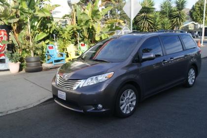 2012 TOYOTA SIENNA LIMITED - GRAY ON GRAY 2