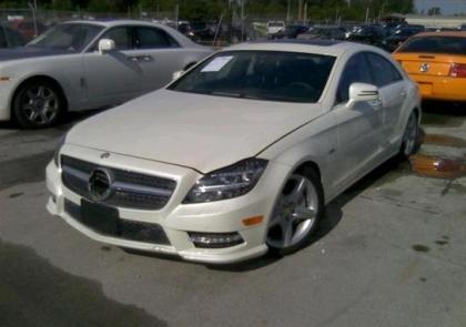 2012 MERCEDES BENZ CLS550 4MATIC - WHITE ON BLACK 2
