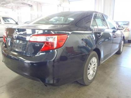 2012 TOYOTA CAMRY LE - BLUE ON GRAY 2