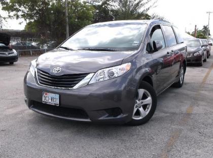 2012 TOYOTA SIENNA LE - GRAY ON GRAY 1