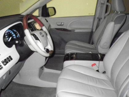 2012 TOYOTA SIENNA LIMITED - WHITE ON GRAY 3