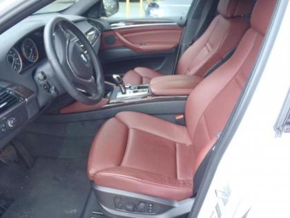 2011 BMW X6 XDRIVE35I - WHITE ON RED 7