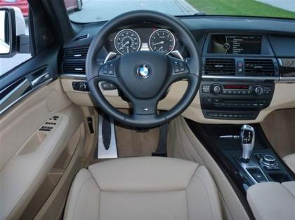 2013 BMW X5 M PACKAGE - WHITE ON BEIGE 6