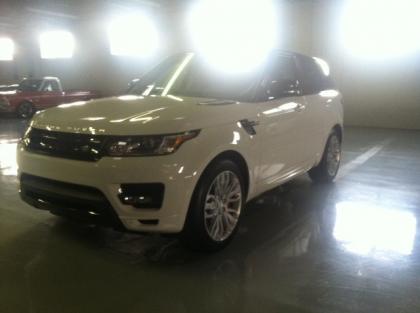 2014 LAND ROVER RANGE ROVER SPORT AUTOBIOGRAPHY - WHITE ON RED