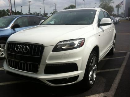 2011 AUDI Q7 S-LINE - WHITE ON BEIGE 2