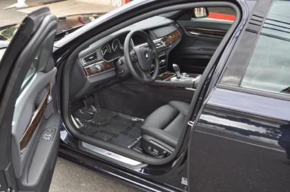 2013 BMW 750LI XDRIVE - BLACK ON BLACK 4