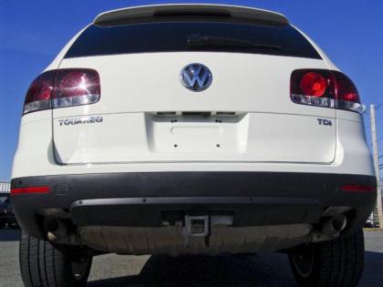 2009 VW TOUAREG 3.0TDI - WHITE ON BLACK 4