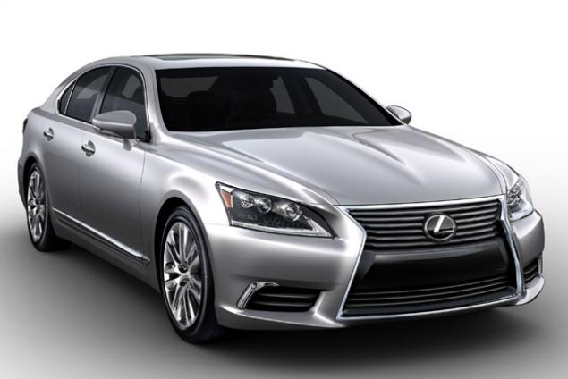 2013 Lexus LS 460 goes more intense, more sporty and more luxurious